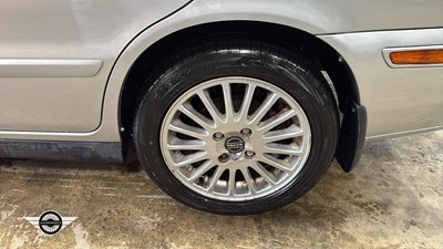 Lot 102 - 2003 VOLVO V40 SE ESTATE