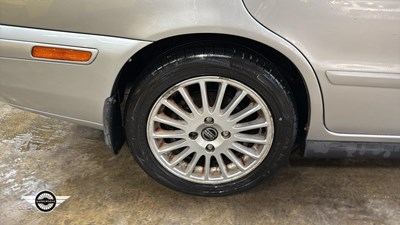 Lot 102 - 2003 VOLVO V40 SE ESTATE