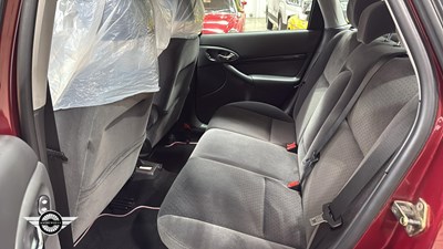 Lot 770 - 2004 FORD FOCUS GHIA