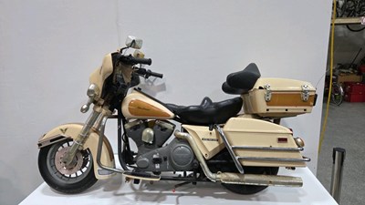 Lot 591 - HARLEY DAVIDSON CHILD'S MOTORCYCLE