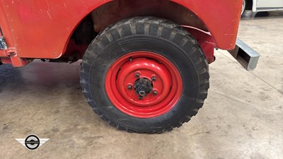 Lot 56 - 1955 LAND ROVER