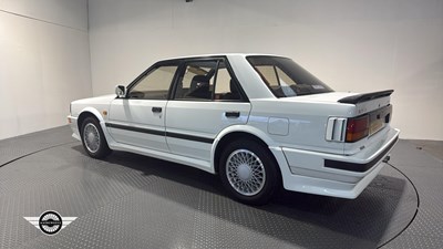 Lot 70 - 1988 NISSAN BLUEBIRD EXECUTIVE I
