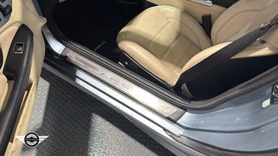 Lot 74 - 2013 MERCEDES-BENZ SLK55 AMG AUTO