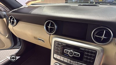 Lot 74 - 2013 MERCEDES-BENZ SLK55 AMG AUTO