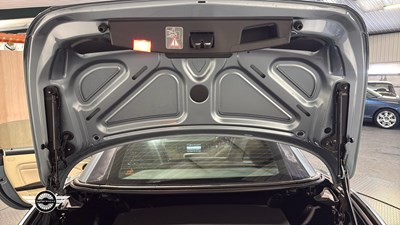 Lot 74 - 2013 MERCEDES-BENZ SLK55 AMG AUTO