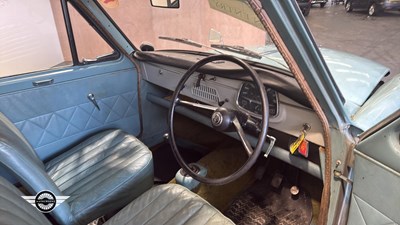 Lot 94 - 1960 AUSTIN A40 FARINA