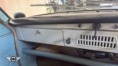 Lot 94 - 1960 AUSTIN A40 FARINA