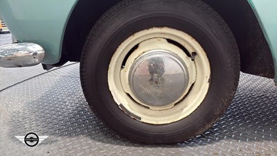 Lot 94 - 1960 AUSTIN A40 FARINA