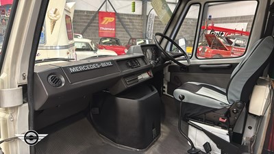 Lot 96 - 1990 MERCEDES 308D ICE CREAM VAN