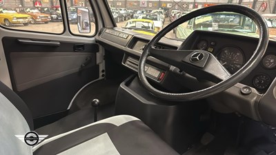 Lot 96 - 1990 MERCEDES 308D ICE CREAM VAN
