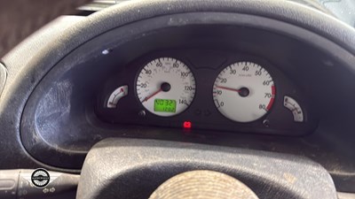 Lot 106 - 2003 CITROEN SAXO VTR