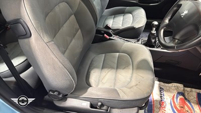 Lot 120 - 2002 PEUGEOT 406 COUPE