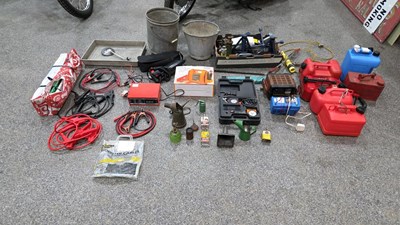 Lot 895 - LARGE SELECTION OF AUTOJUMBLE PARTS