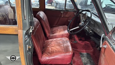 Lot 860 - 1961 MORRIS MINOR 1000