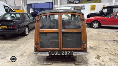 Lot 860 - 1961 MORRIS MINOR 1000