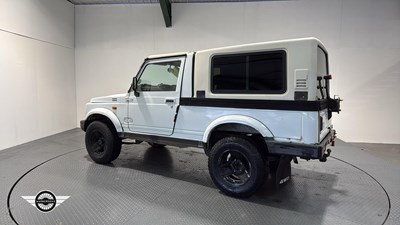 Lot 156 - 1990 SUZUKI SJ413 JX