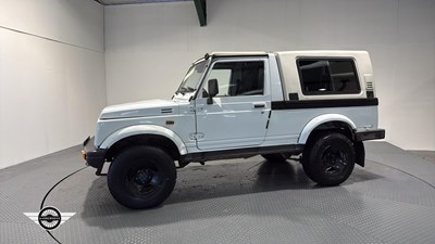 Lot 156 - 1990 SUZUKI SJ413 JX