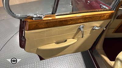 Lot 168 - 1963 JAGUAR MKX