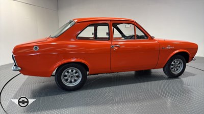 Lot 114 - 1972 FORD ESCORT