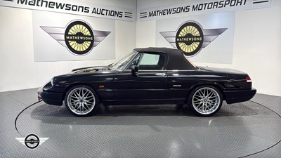 Lot 230 - 1992 ALFA ROMEO SPIDER 2.0