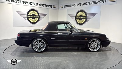 Lot 230 - 1992 ALFA ROMEO SPIDER 2.0