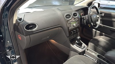 Lot 262 - 2005 FORD FOCUS GHIA