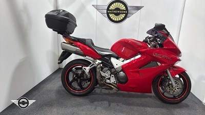 Lot 130 - 2003 HONDA VFR 800-3