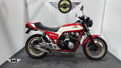 Lot 140 - 1982 HONDA