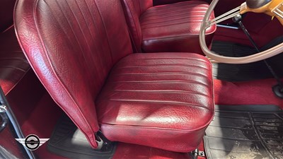 Lot 360 - 1953 MORRIS