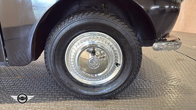 Lot 360 - 1953 MORRIS