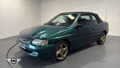 Lot 372 - 1996 FORD ESCORT GHIA CABRIO
