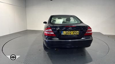 Lot 390 - 2002 MERCEDES CLK 320 ELEGANCE AUTO