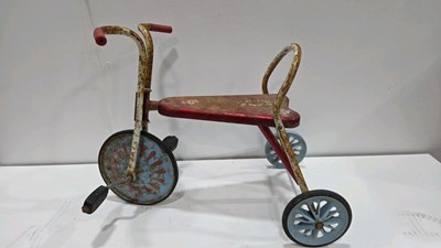 Lot 587 - CHILDS RALEIGH TRIKE