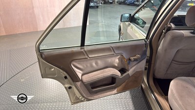 Lot 430 - 1989 RENAULT 25 GTX AUTO