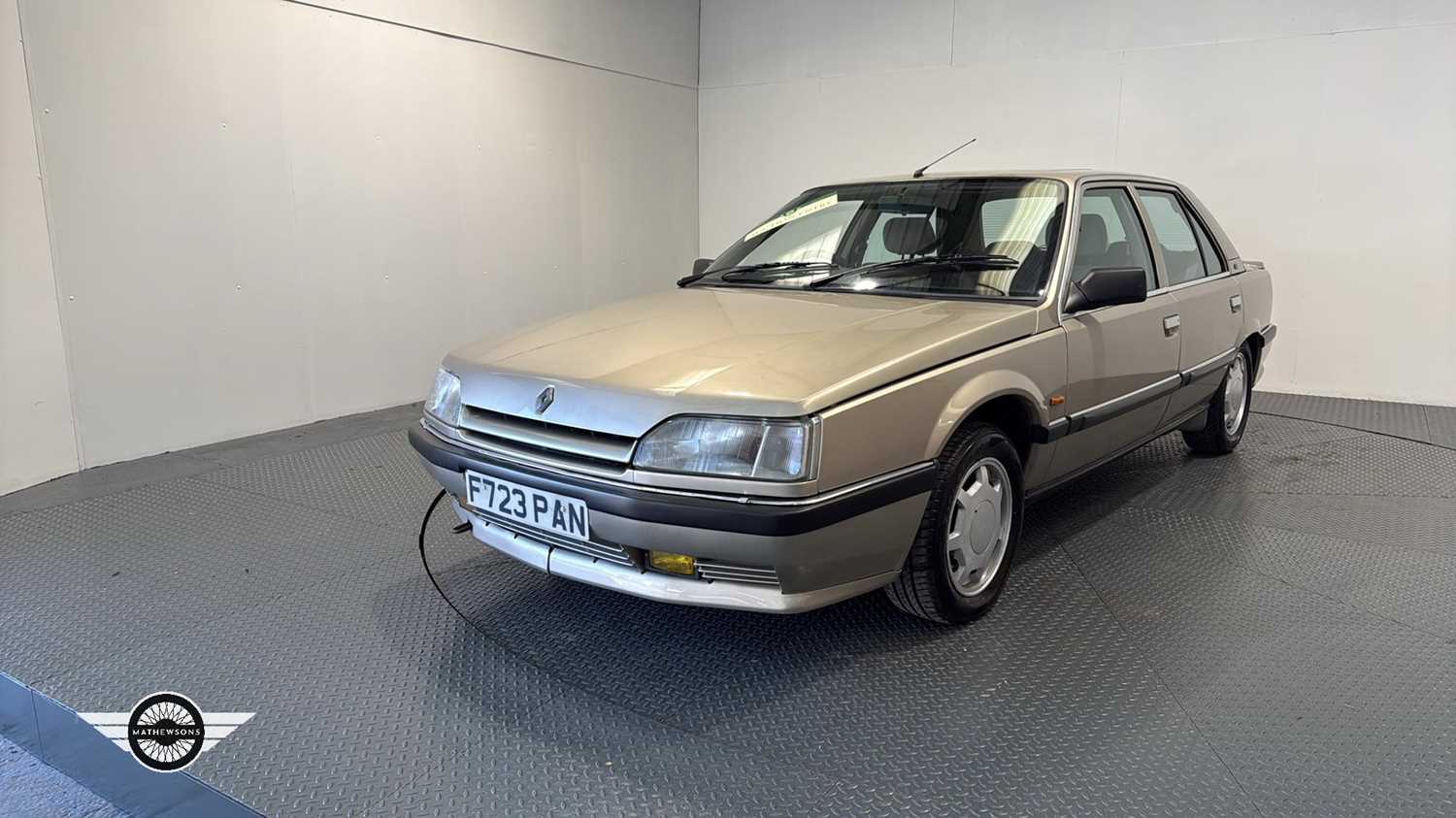 Lot 430 - 1989 RENAULT 25 GTX AUTO