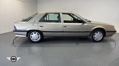 Lot 430 - 1989 RENAULT 25 GTX AUTO