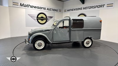 Lot 424 - 1964 CITROEN