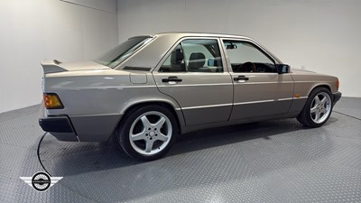 Lot 444 - 1991 MERCEDES 190E AUTO