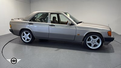 Lot 444 - 1991 MERCEDES 190E AUTO