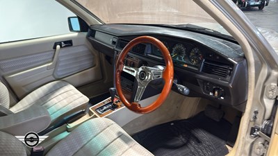 Lot 444 - 1991 MERCEDES 190E AUTO