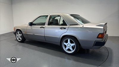 Lot 444 - 1991 MERCEDES 190E AUTO