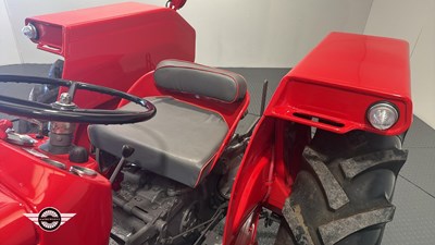 Lot 350 - MASSEY FERGUSON 135