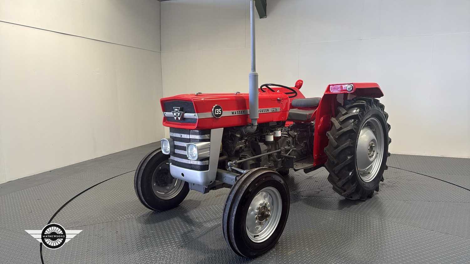 Lot 350 - MASSEY FERGUSON 135