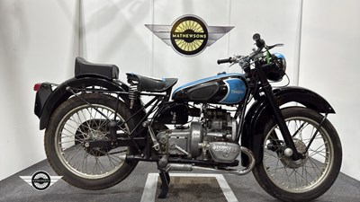 Lot 634 - 1947 DOUGLAS 350T