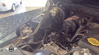 Lot 408 - 1995 LAND ROVER 90 DEFENDER COUNTY SW TDI