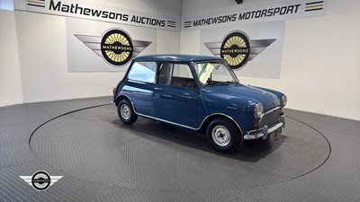 Lot 438 - 1966 AUSTIN MINI DE LUX