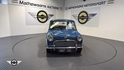Lot 438 - 1966 AUSTIN MINI DE LUX