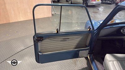 Lot 438 - 1966 AUSTIN MINI DE LUX