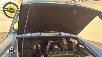 Lot 438 - 1966 AUSTIN MINI DE LUX