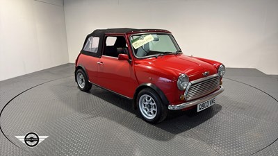 Lot 856 - 2020 ROVER MINI